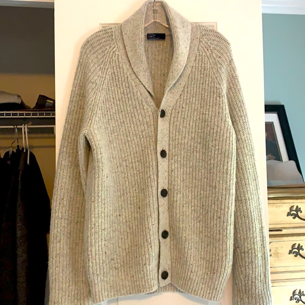 Beautiful sweater No smoke pet Gap worn 1x